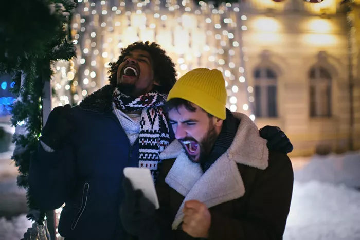 YOUR SUNDAY READING LIST: More Newspapers Unionizing, Cops Are Too Damn Expensive, and Now Hiring: A New Portland Santa!